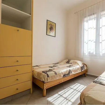 L Olivier Modern And Bright Historic Center Gem, 150m From The Appartement *