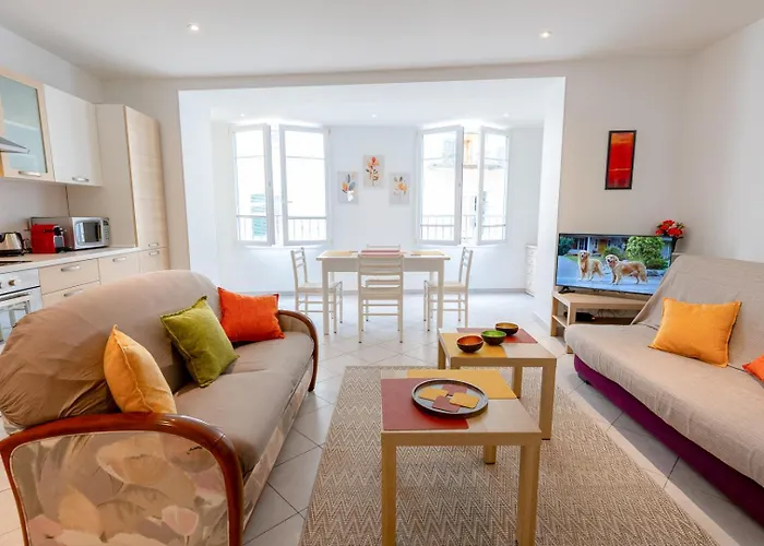 L Olivier Modern And Bright Historic Center Gem, 150m From The Appartement *